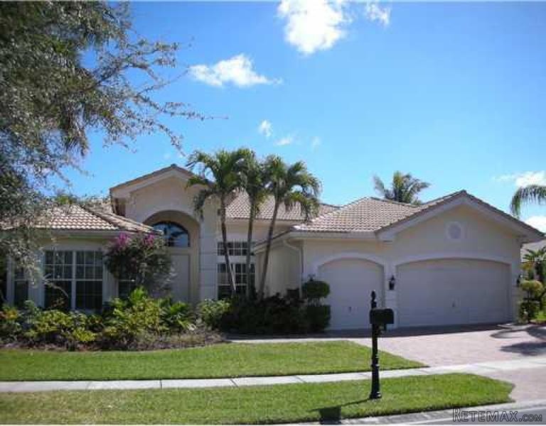 11828 Bayfield Dr, Boca Raton, FL -..