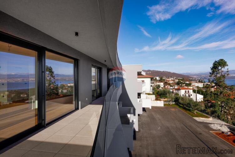 Opatija,Lovran- penthouse s garažom i okućnicom, blizu mora - 2