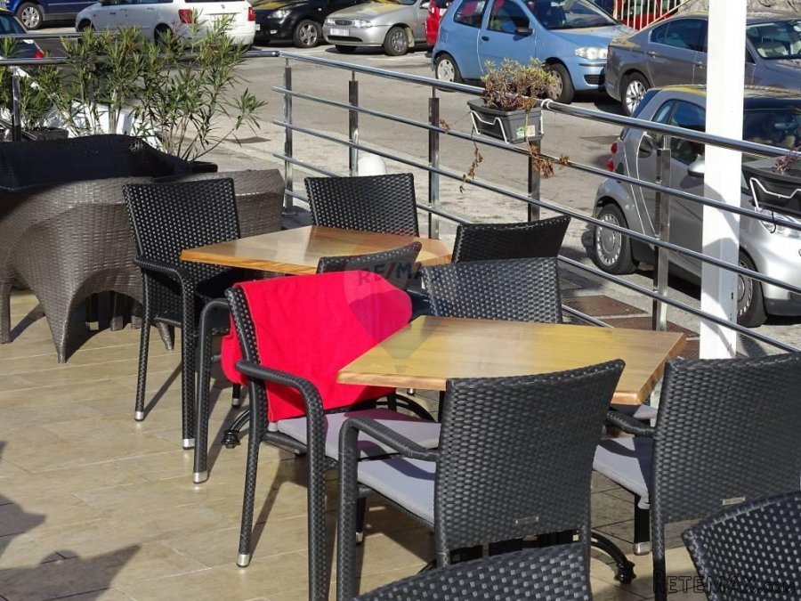 Rijeka - caffe bar, potpuno opremljen, uhodan - 2