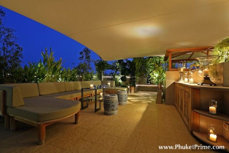 Luxurious 3-Bedroom Penthouse Marina..