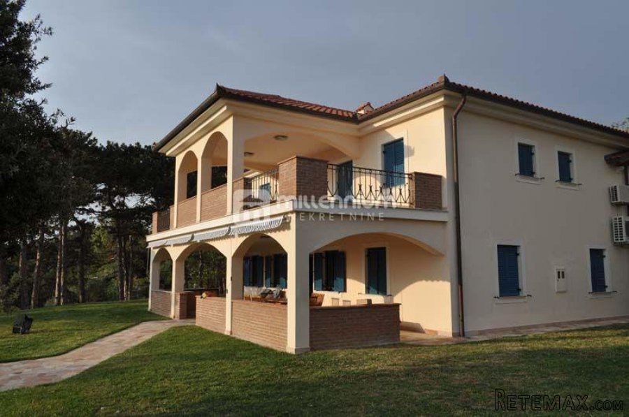 Otok Rab, Lopar, 393m2, samostojeća kuća, 500m od mora - 4