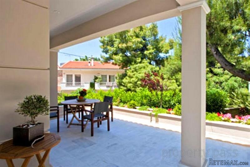 4 bedroom Apartment For Sale: Nea.. - 2