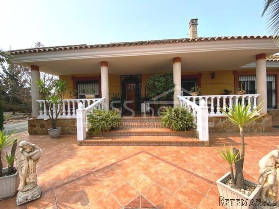 NEW LISTING TO VOSS HOMES A beautifully well maintained.. - 8