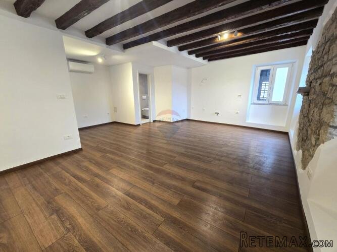 Rovinj,veliki stan u starom gradu,pogled more-75m2 - 3