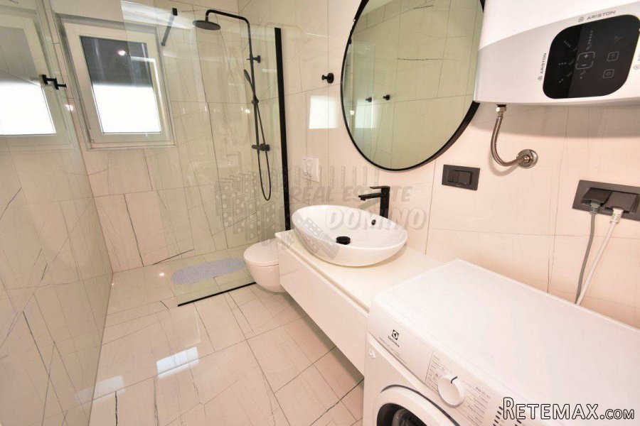 Apartman u novogradnji! Njivice!! - 11