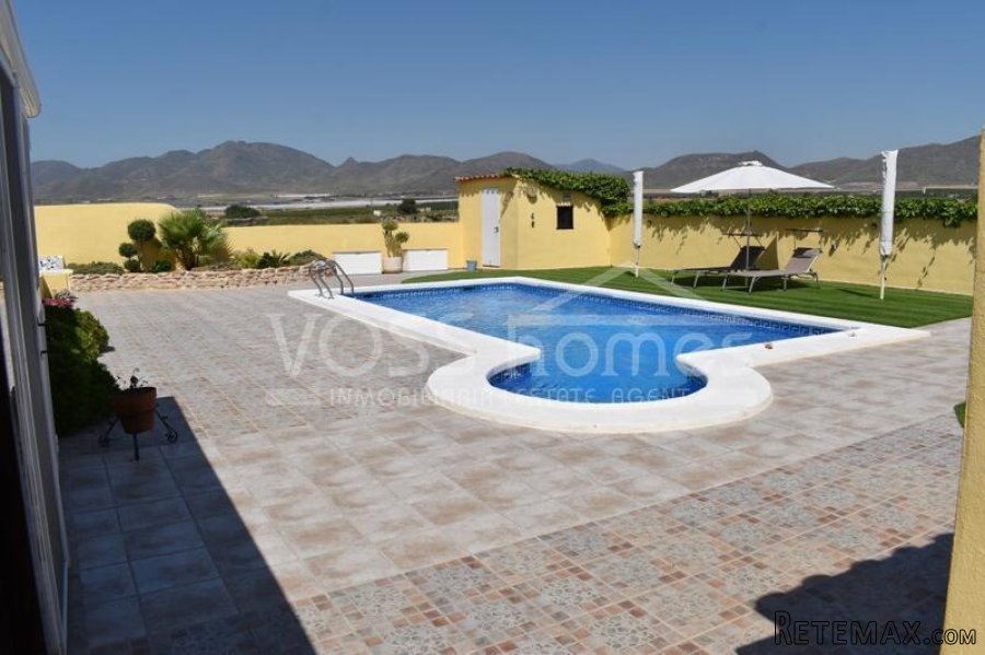 NEW & EXCLUSIVE TO VOSS HOMES - Beautifully renovated.. - 11
