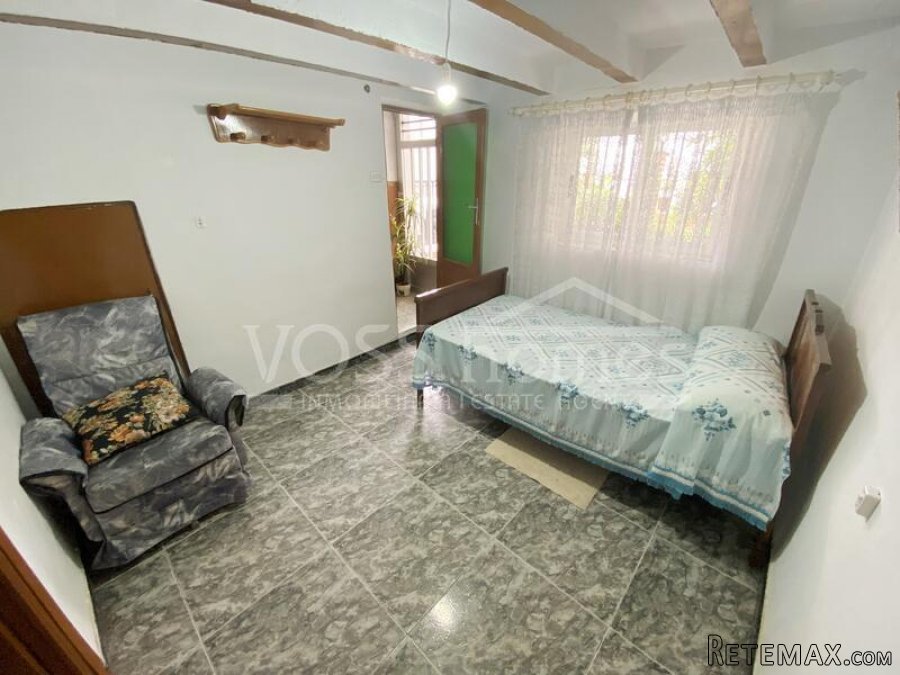 NEW LISTING TO VOSS HOMES - A lovely, traditional Spanish 5.. - 11