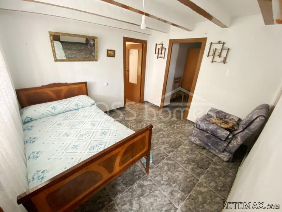 NEW LISTING TO VOSS HOMES - A lovely, traditional Spanish 5.. - 12