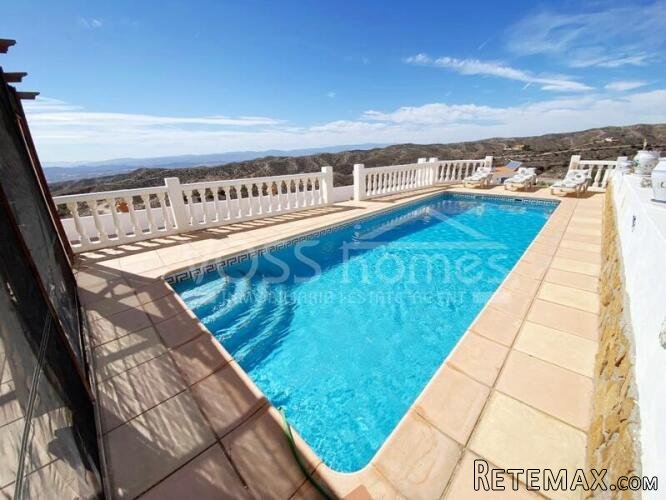 NEW & EXCLUSIVE LISTING TO VOSS HOMES - A truly stunning.. - 4