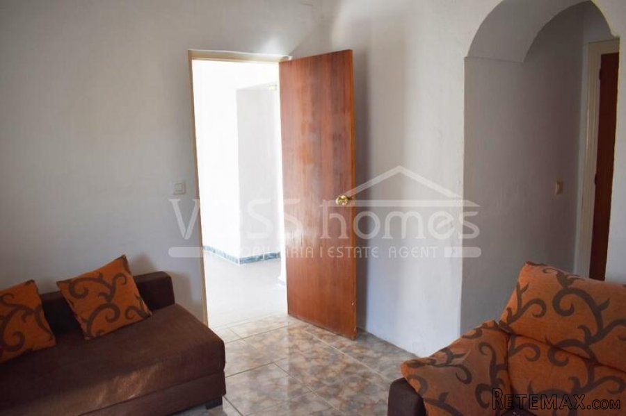 NEW & EXCLUSIVE TO VOSS HOMES - Large 147m2, renovated.. - 15