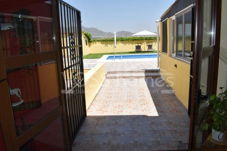 NEW & EXCLUSIVE TO VOSS HOMES - Beautifully renovated.. - 18