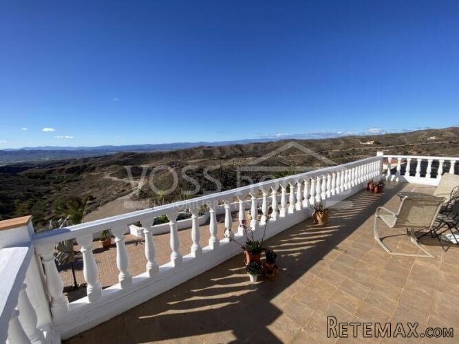 NEW & EXCLUSIVE LISTING TO VOSS HOMES - A truly stunning.. - 9