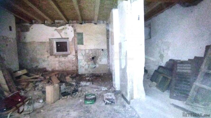 Kamena kuća za adaptaciju - 3