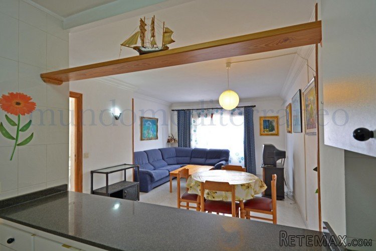 For sale cosy and centric top floor, 1 bedroomed apartment.. - 2