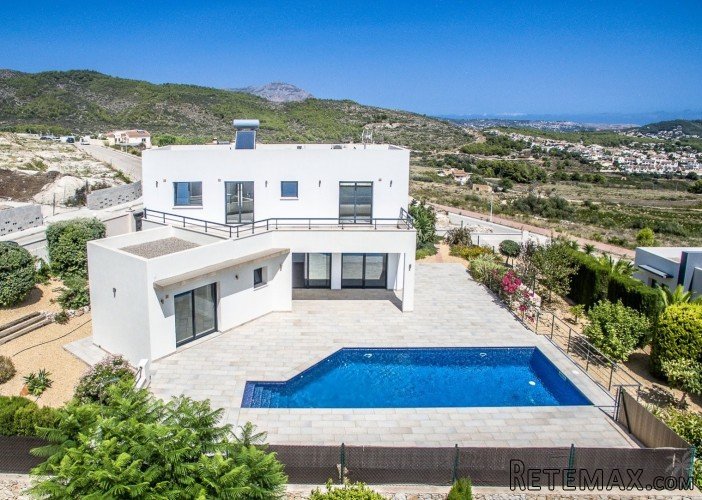 Recently built modern villa in Benitachell, only a 10.. - 2