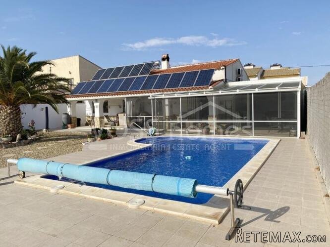 NEW & EXCLUSIVE TO VOSS HOMES - A stunning, lovingly cared.. - 4