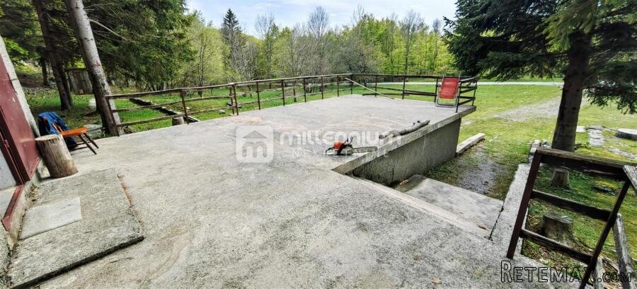 Platak, 40m2, vikendica s 7.611m2 okućnice - 5