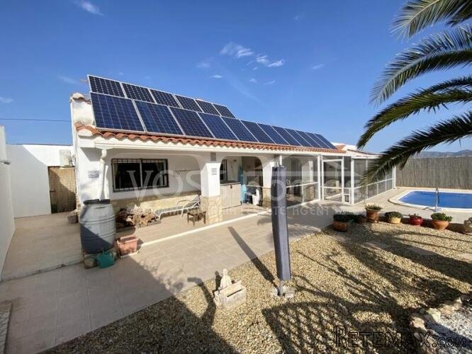 NEW & EXCLUSIVE TO VOSS HOMES - A stunning, lovingly cared.. - 6