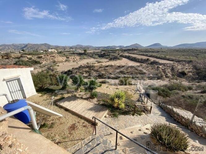 NEW & EXCLUSIVE TO VOSS HOMES - A stunning, lovingly cared.. - 8