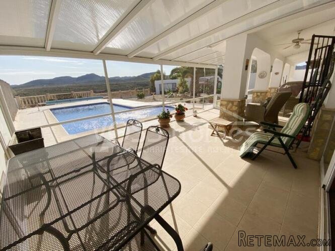 NEW & EXCLUSIVE TO VOSS HOMES - A stunning, lovingly cared.. - 10