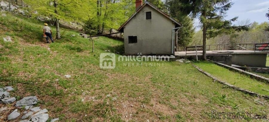 Platak, 40m2, vikendica s 7.611m2 okućnice - 10