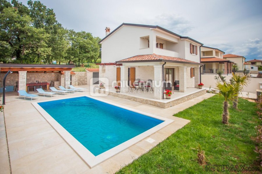 Istra, okolica Poreča, vila s bazenom