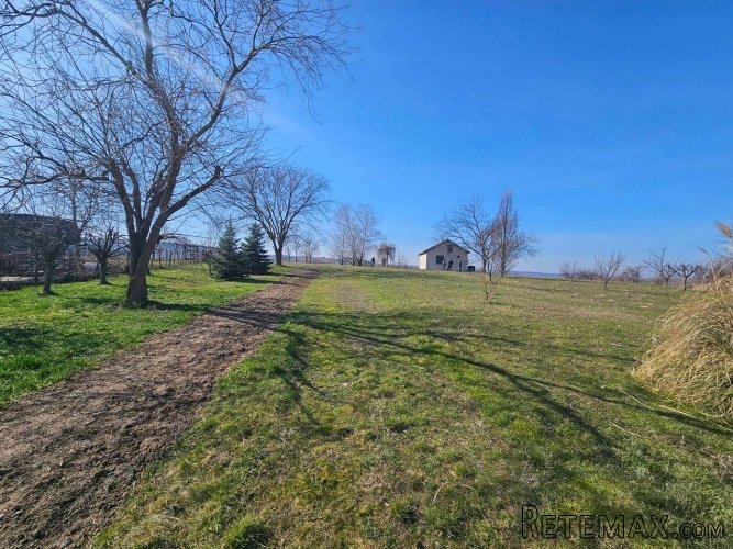 Odličan građevinski plac na Banoštoru - 5