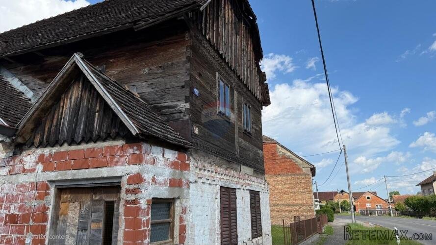Sisak, Sela - Autohtona kuća s gospodarskom zgradom