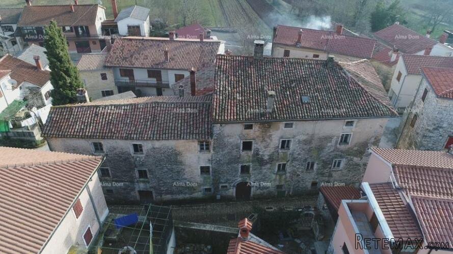 PRODAJE SE KUĆA ZA INVESTICIJU – CENTAR ŽMINJA – 546 m² - 4