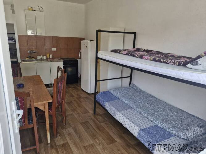 Izdajem smestaj za radnike-Dobanovci - 5
