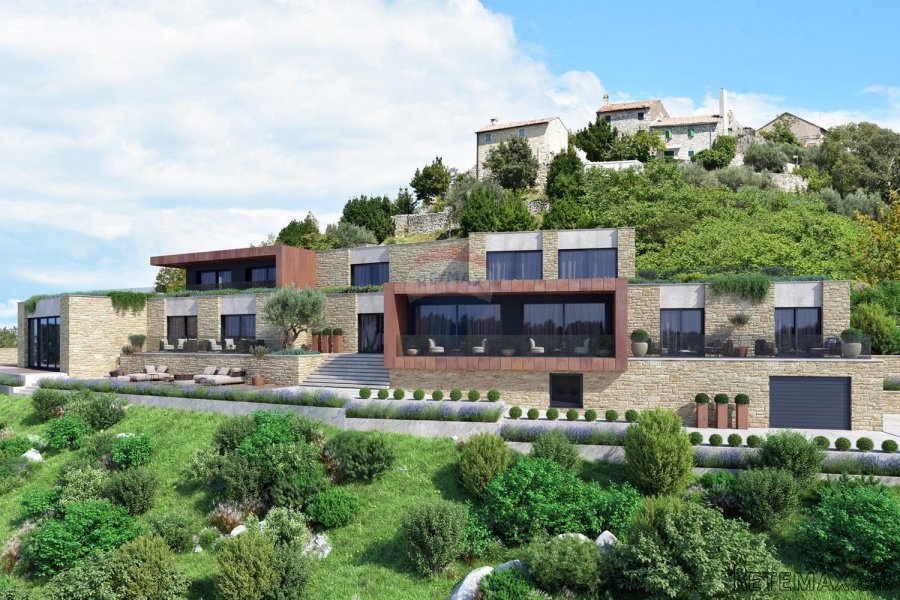 Buje, Kaštel kombinacija građevinskog i poljoprivrednog zeml - 2