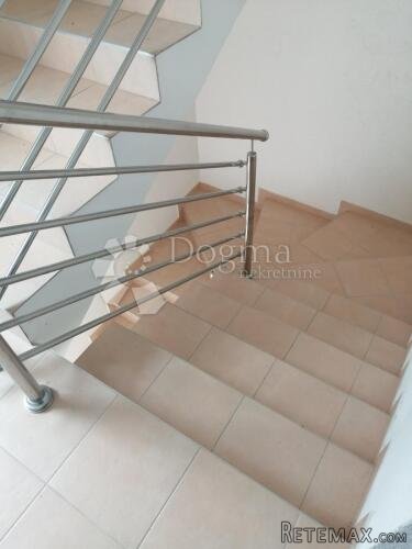 ČIŽIĆI APARTMAN U VISOKOM POTKROVLJU - 2