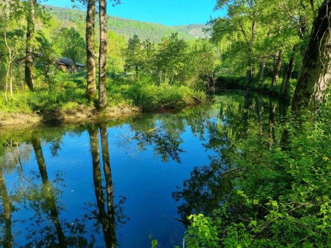 Buzet, Zonti - građevinsko zemljište turističke i dr namjene