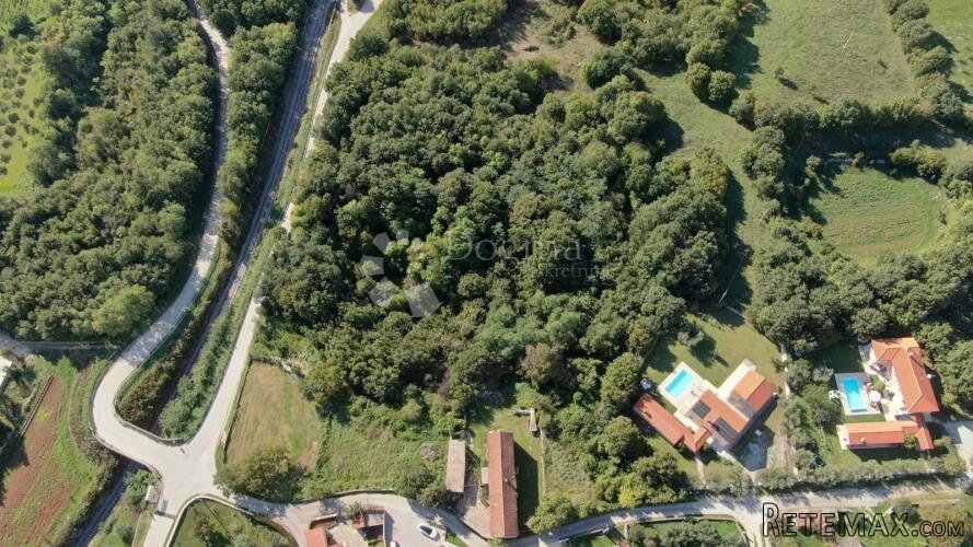 Kompleks građevinskog i poljoprivrednog zemljišta