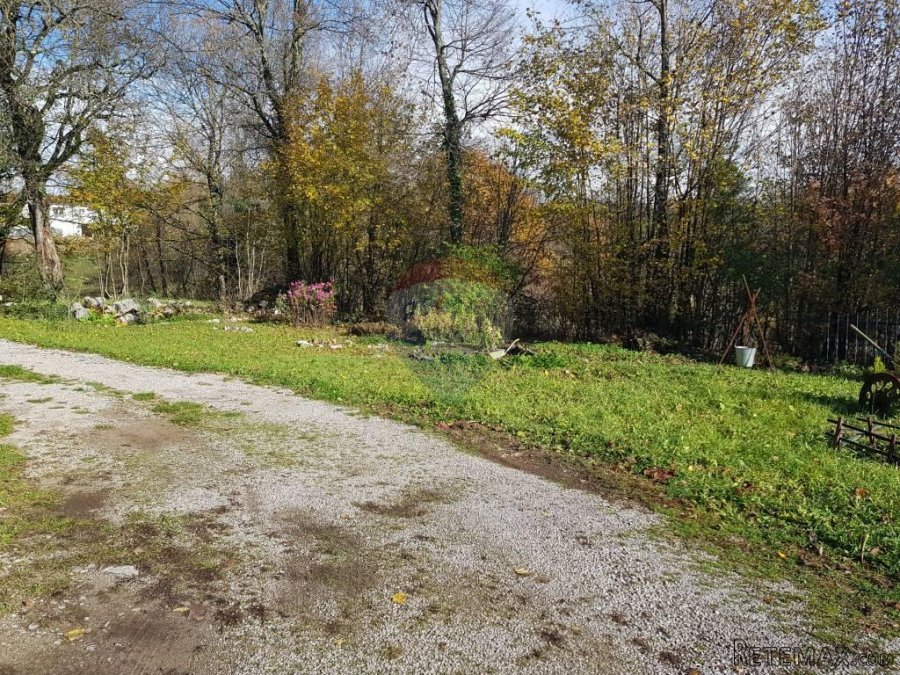PERMANI - VELIKO IMANJE SA GRAĐEVINSKIM ZEMLJIŠTEM - 4