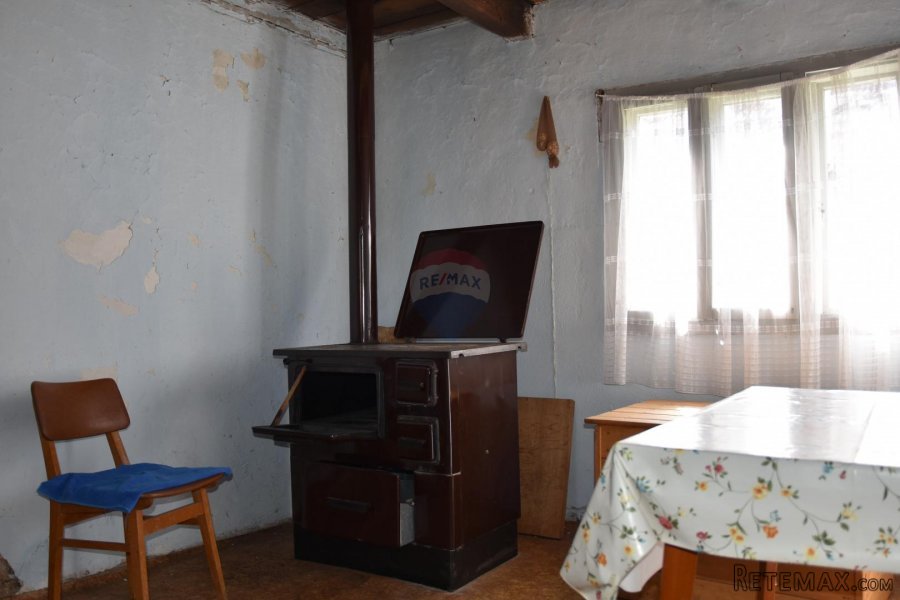 Generalski Stol,Seosko imanje, dvije kuće, 5600 m2 - 6