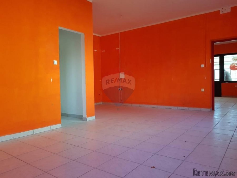 PERMANI - VELIKO IMANJE SA GRAĐEVINSKIM ZEMLJIŠTEM - 6