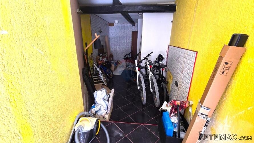 Istra,Rovinj,magazin sa sanitarnim čvorom u centru za dugoro