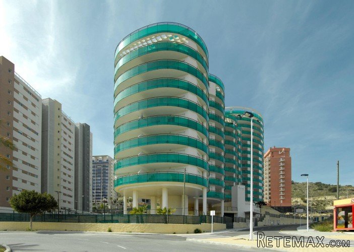Los apartamentos se encuentran en una urbanización privada..