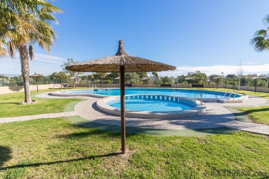 OPORTUNIDAD!! única Apartamento de Planta Baja en..