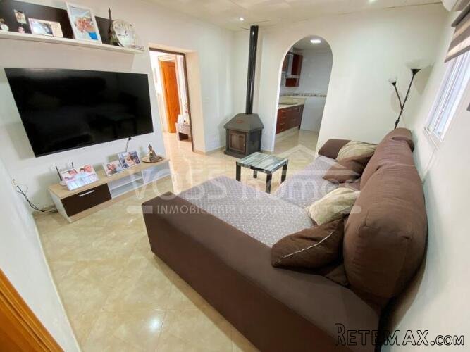 NEW LISTING TO VOSS HOMES - A recently modernised &.. - 3