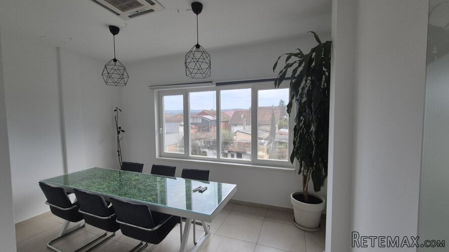 Poslovna zgrada Novi Sad-Telep - 10