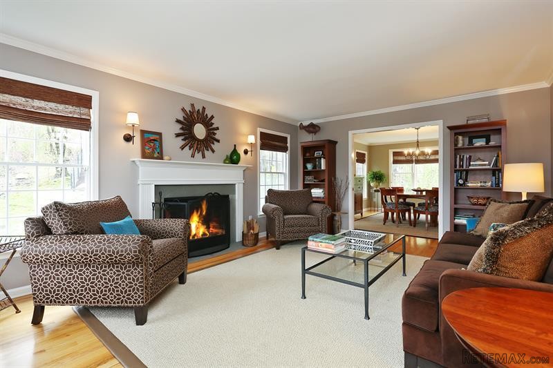 4 bedroom House For Sale: 60 Hall Road.. - 2