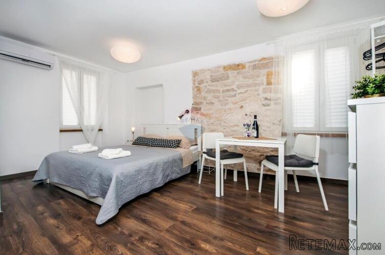 Istra,Rovinj,2 studija u centru,40m2,mirna ulica,blizu mora