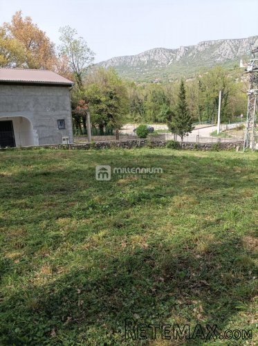 Bribir, građevinsko zemljište od 940m2 - 2