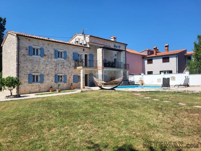 Istra, Marčana okolica, prekrasna autohtona kamena villa