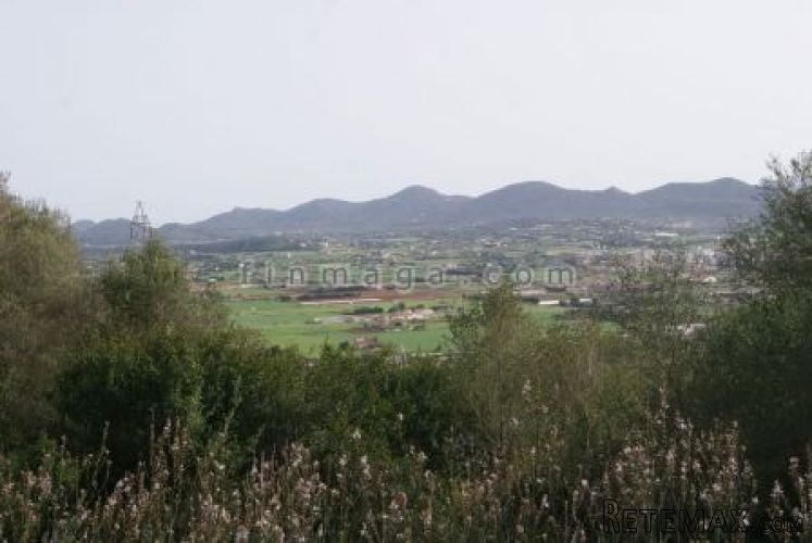 In the prestigious and exclusive residential area of Son..