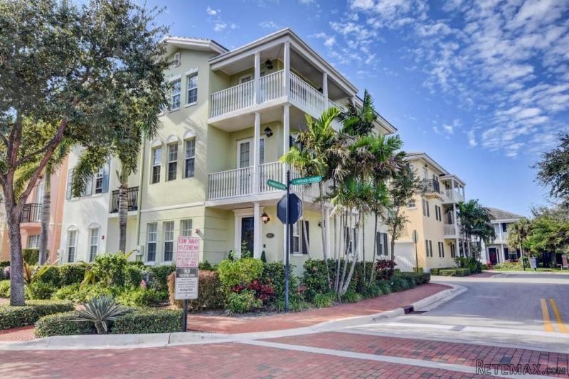 1002 E Heritage Club Cir, Delray Beach.. - 2