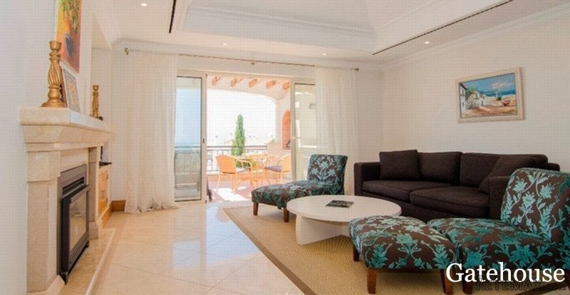 Luxury Sea View Apartment For Sale.. - 2