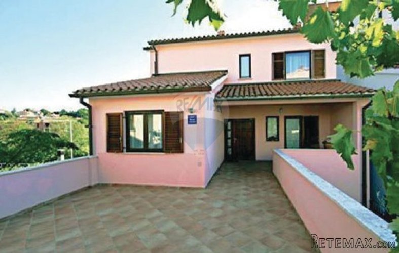 APARTMANSKA KUĆA U BLIZINI MORA - 2